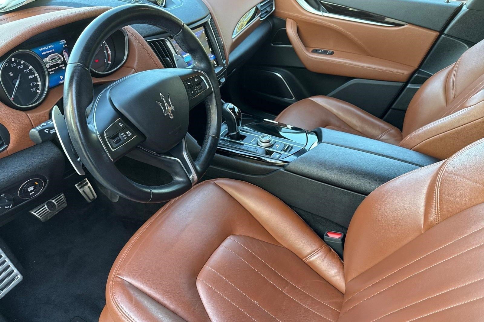 Used 2017 Maserati Levante S image 4