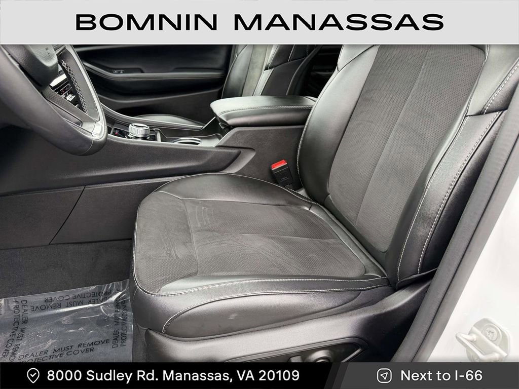 Used 2024 Jeep Grand Cherokee L Altitude image 20