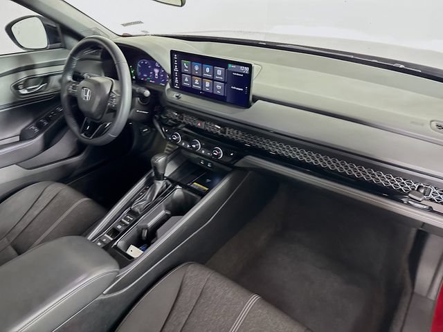 Used 2025 Honda Accord Sport image 32