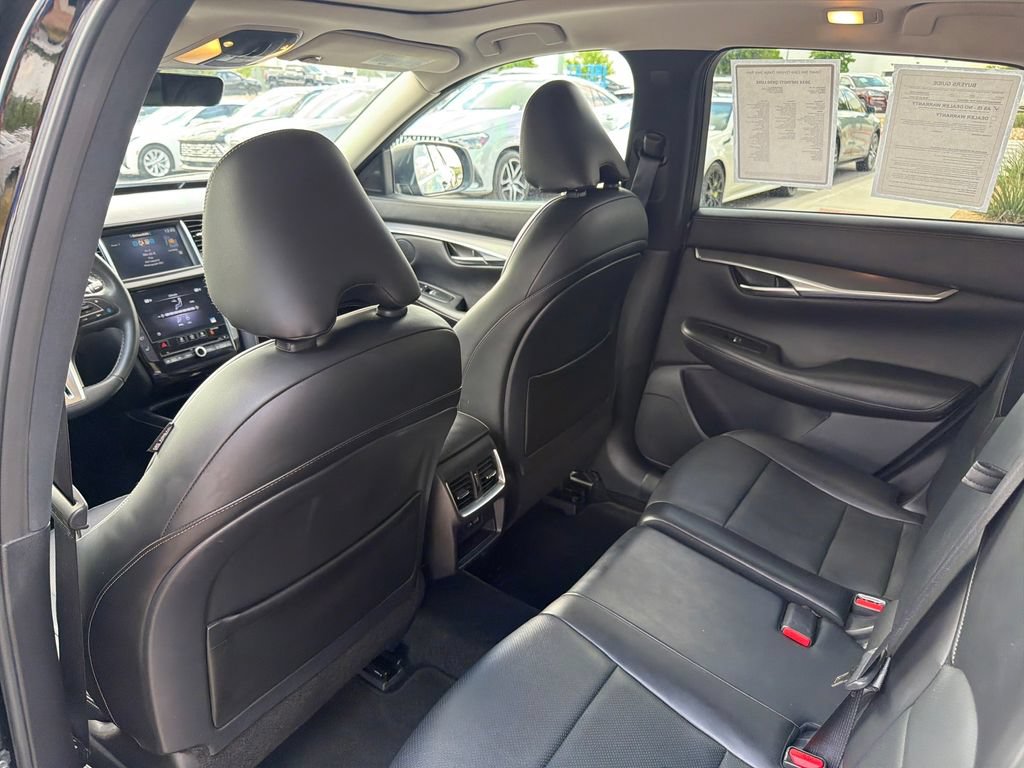 Used 2024 INFINITI QX50 Luxe AWD/4WD image 37