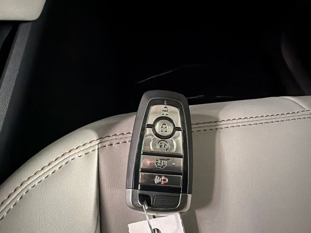 New 2026 Ford Explorer Active AWD/4WD image 39