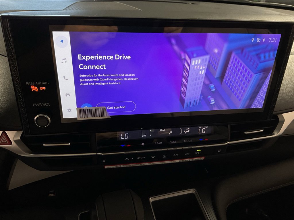 New 2026 Toyota Sienna XLE FWD image 5
