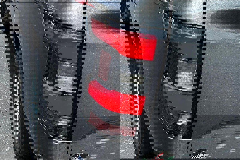 Used 2022 Nissan Frontier SV w/ Technology Package image 25