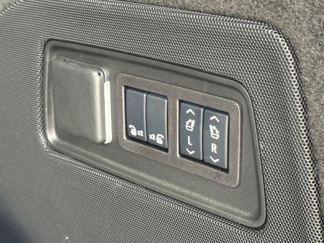 Used 2025 Cadillac Escalade Sport w/ Touring Package AWD/4WD image 6