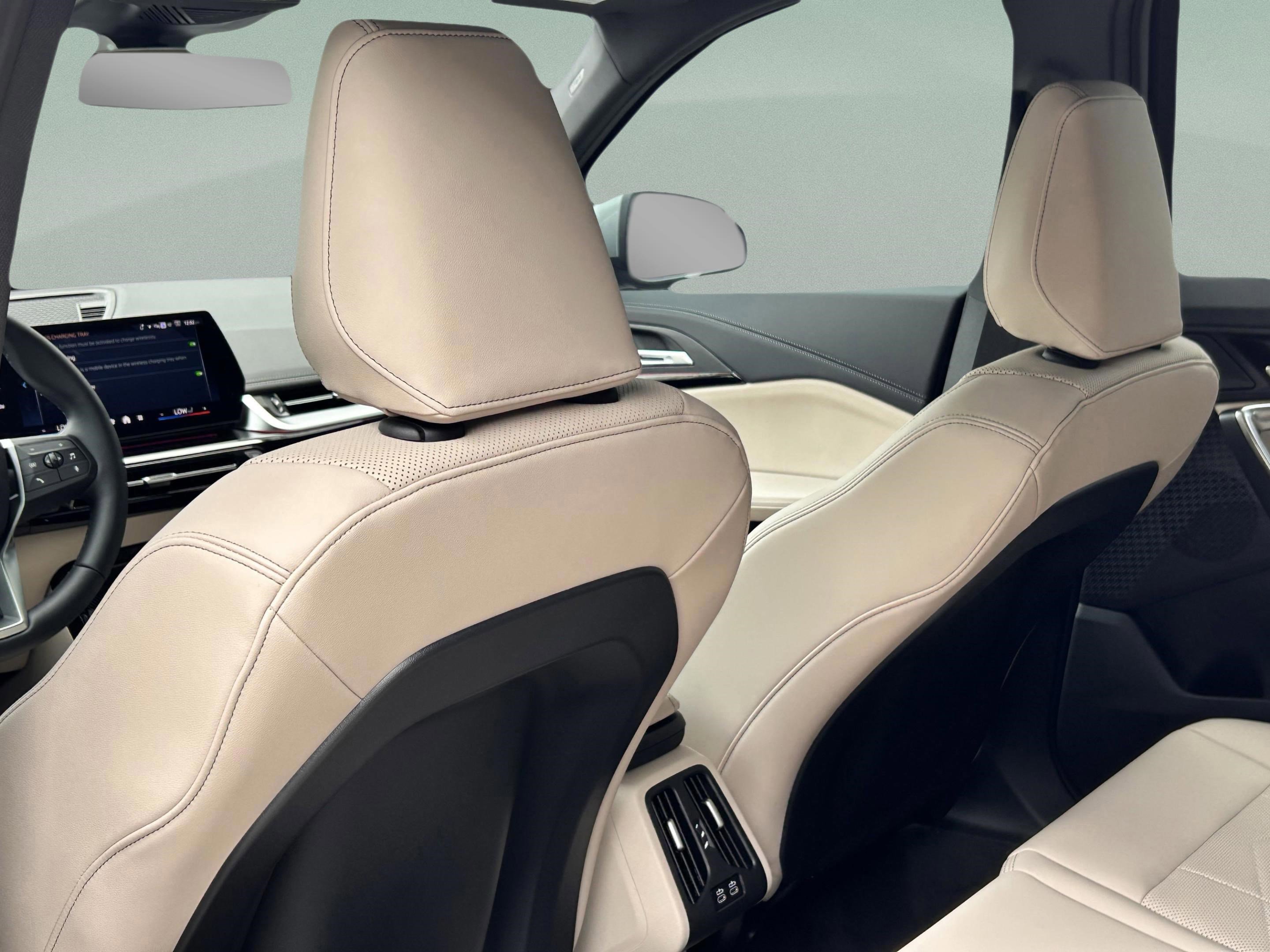 Used 2025 BMW X1 xDrive28i w/ Convenience Package image 26