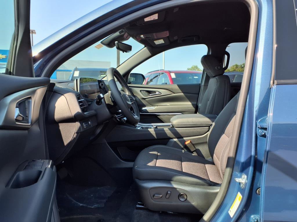 New 2026 Chevrolet Traverse LT w/ Driver Confidence Package image 18