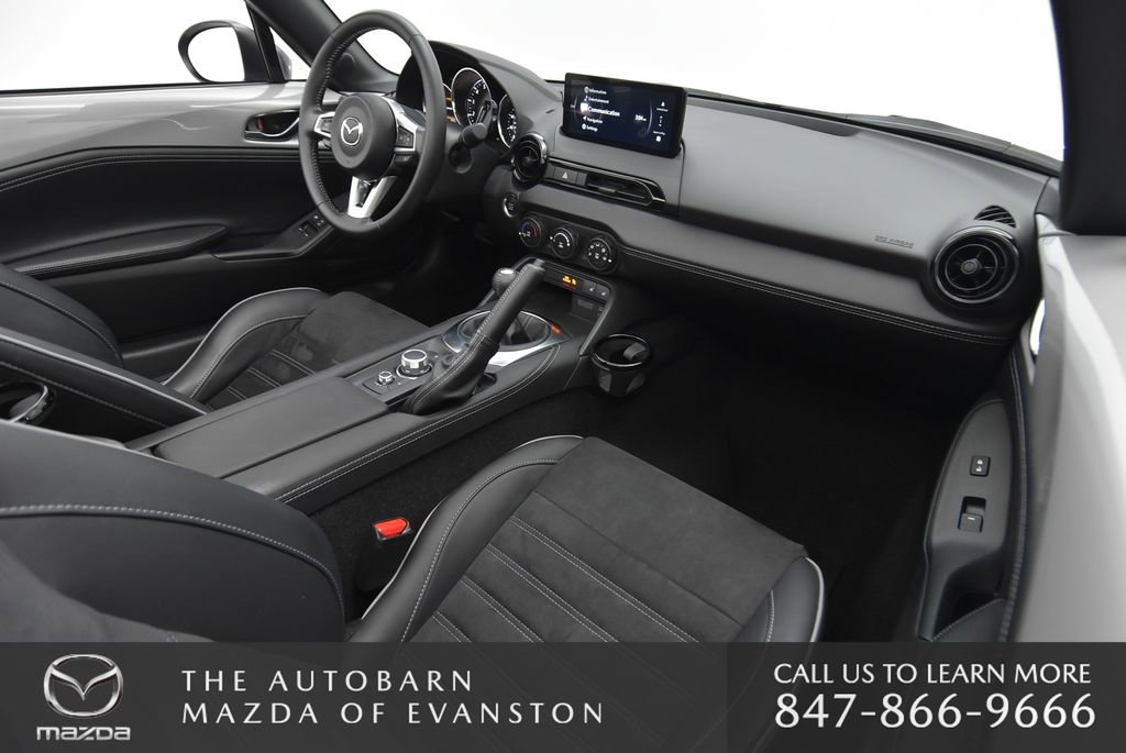 Certified 2025 MAZDA MX-5 Miata Club w/ Brembo/BBS Recaro Package image 31