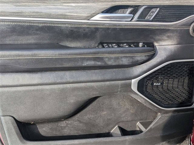 Used 2022 Jeep Wagoneer Series III w/ Premium Group I image 14