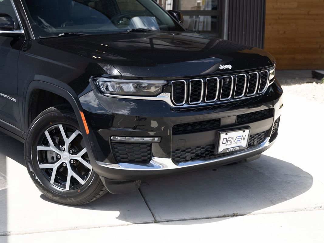 Used 2024 Jeep Grand Cherokee L Limited w/ Luxury Tech Group II AWD/4WD image 2