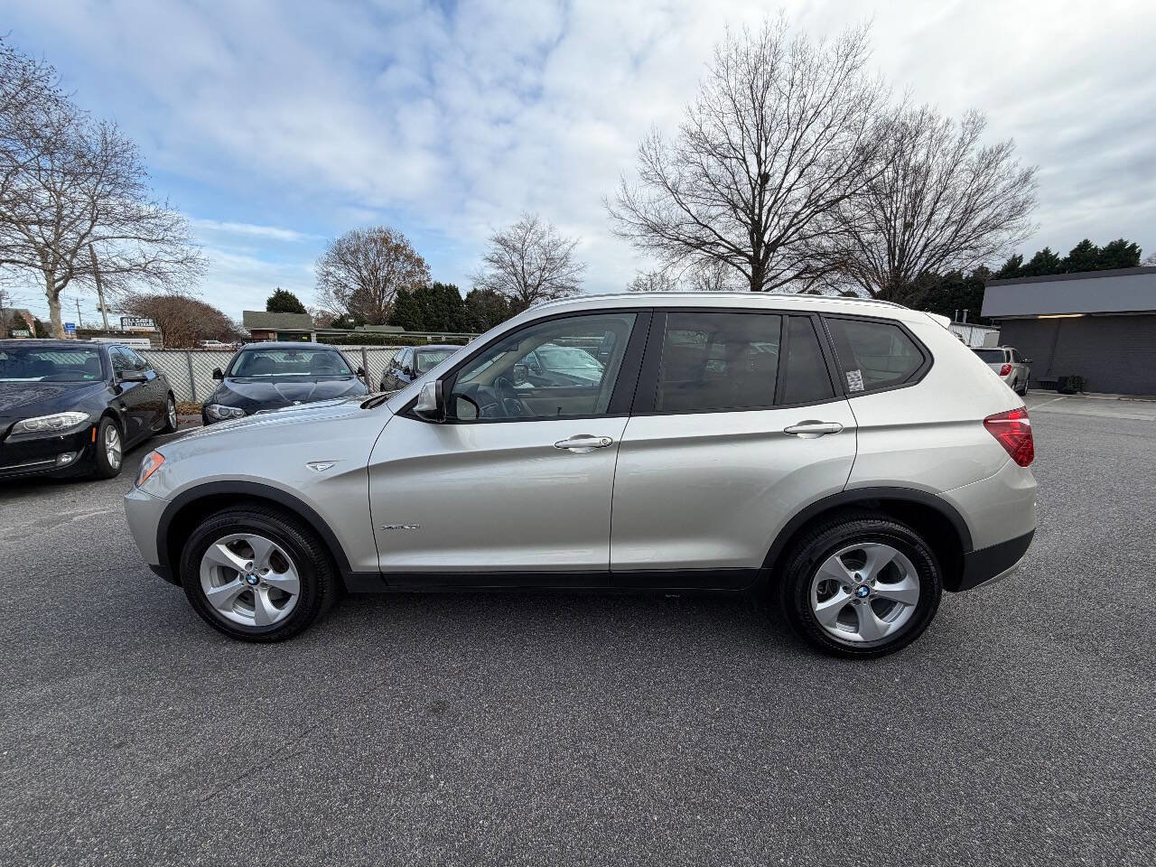 Used 2011 BMW X3 xDrive28i image 4