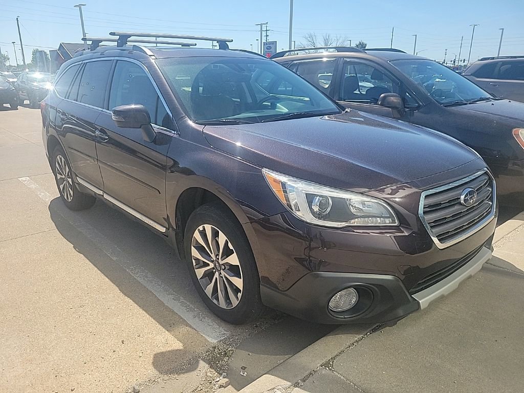 Used 2017 Subaru Outback 3.6R Touring w/ Popular Package #5A AWD/4WD image 4