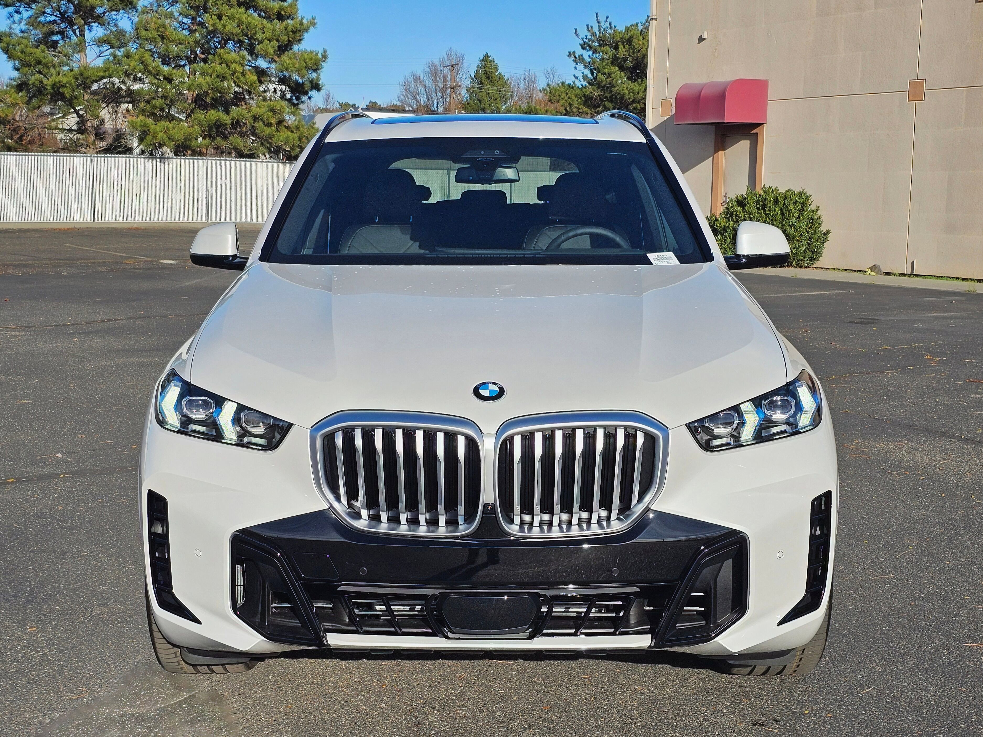 New 2026 BMW X5 xDrive40i w/ M Sport Package image 6