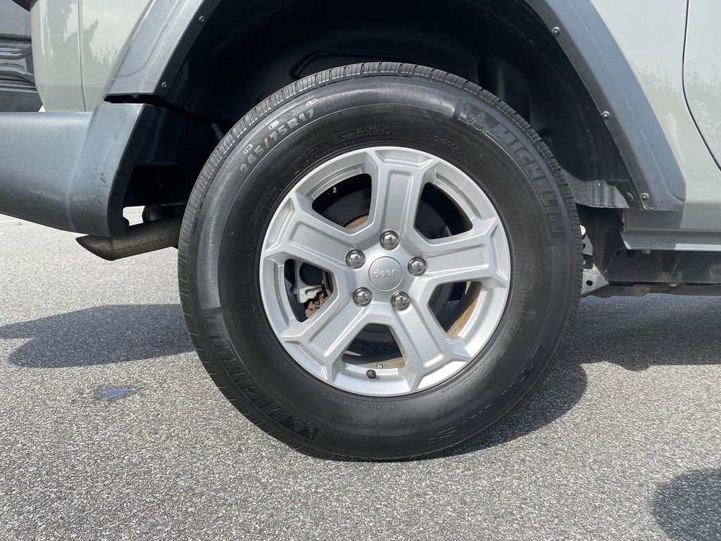 Used 2019 Jeep Wrangler Sport image 30