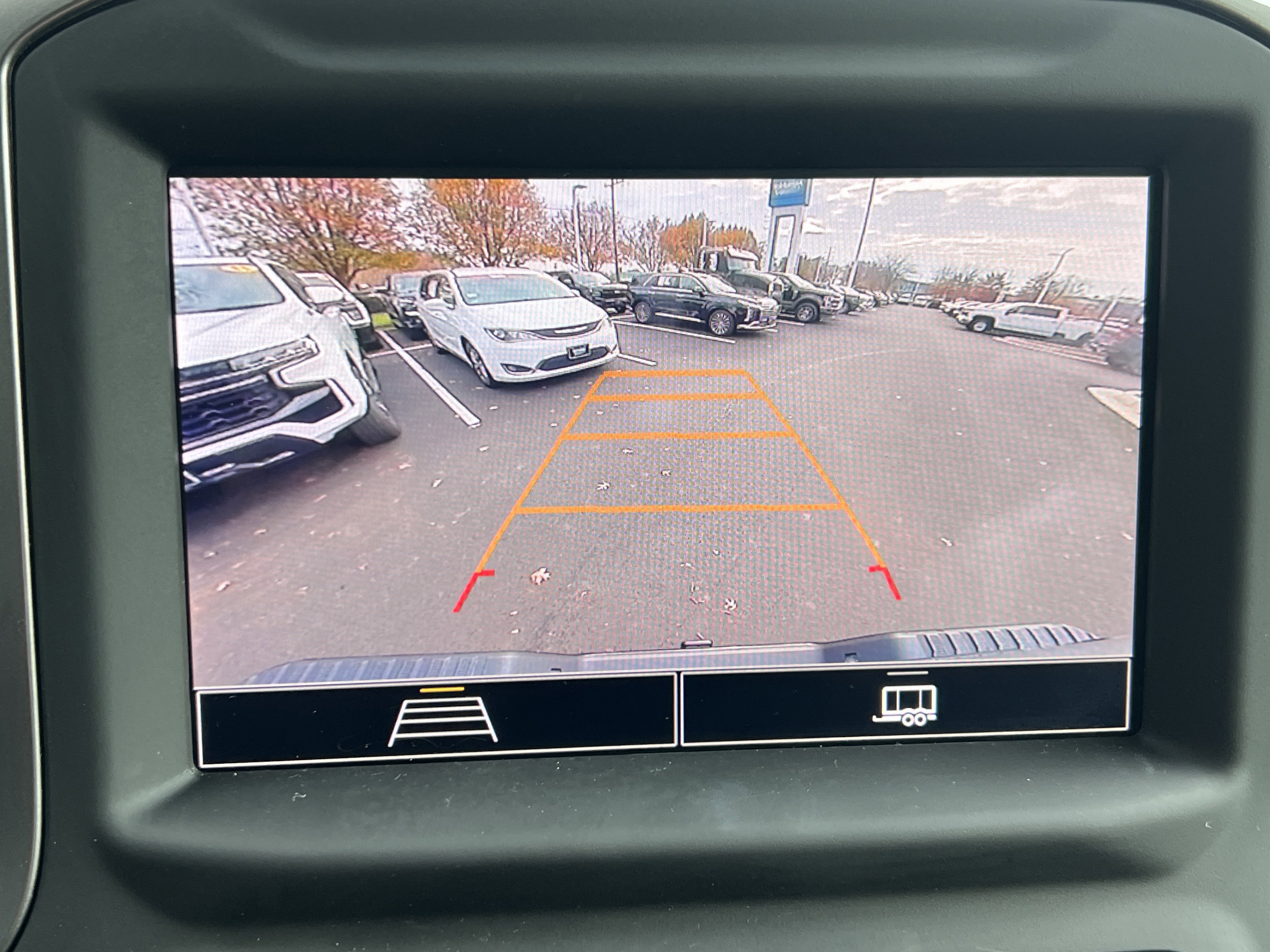 Certified 2025 Chevrolet Silverado 2500 Custom image 25