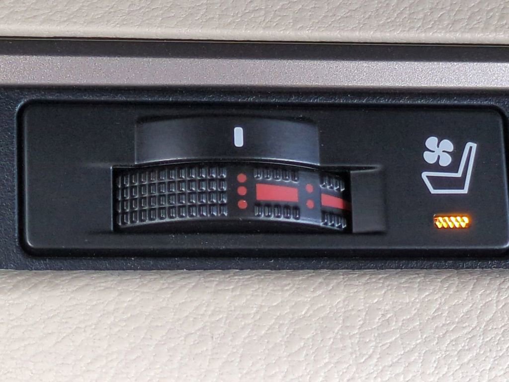 Used 2017 Lexus ES 350 image 23