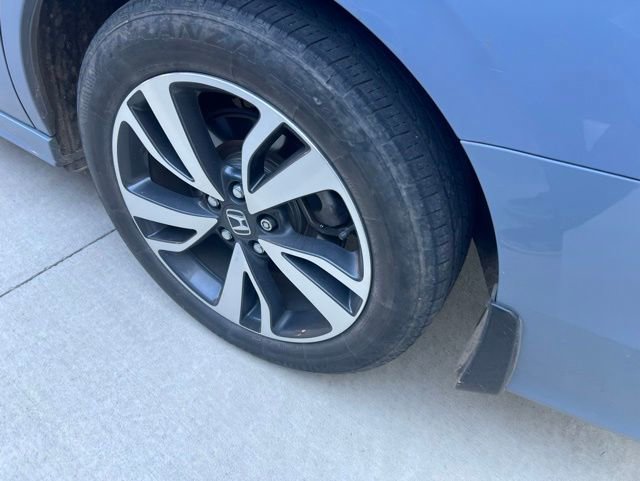 Used 2023 Honda Odyssey Touring image 9