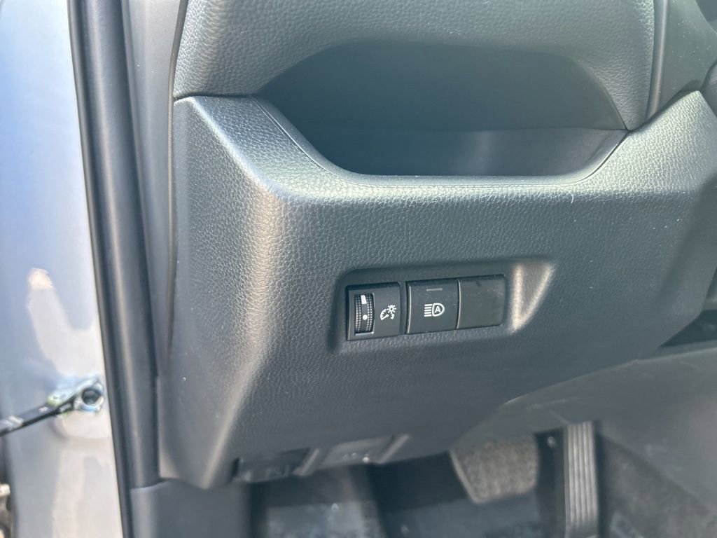 Used 2024 Toyota RAV4 XLE image 36