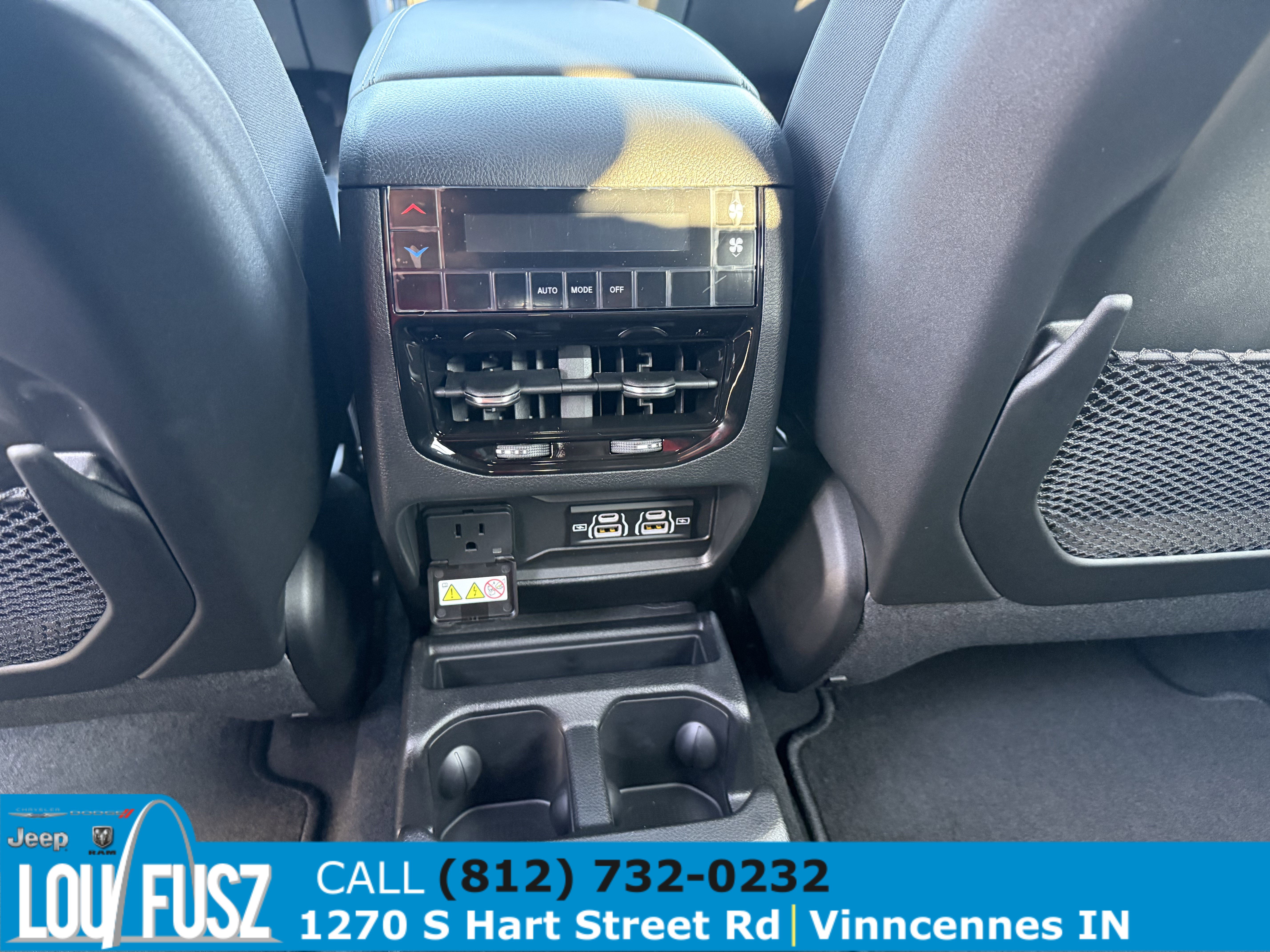 New 2025 Jeep Grand Cherokee L Altitude image 15