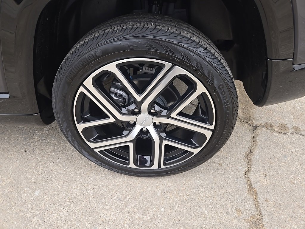 Used 2024 Jeep Compass Limited w/ Elite Group image 22