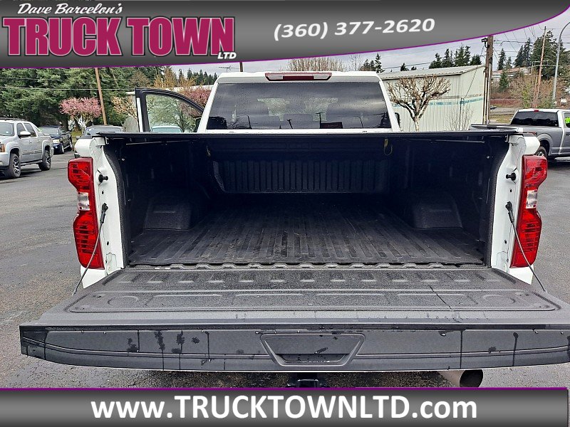Used 2025 Chevrolet Silverado 2500 Custom w/ Custom Value Package image 13