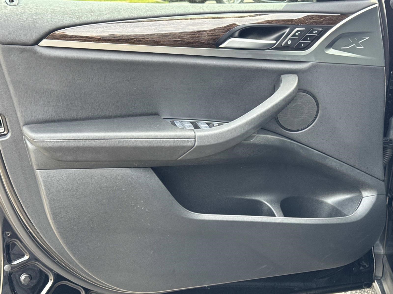 Certified 2024 BMW X3 xDrive30i w/ Convenience Package w/ZPA image 17