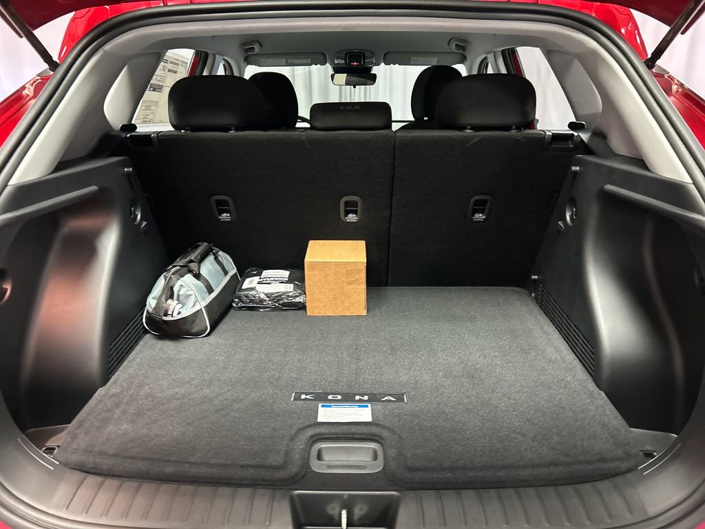 New 2026 Hyundai Kona SE image 22