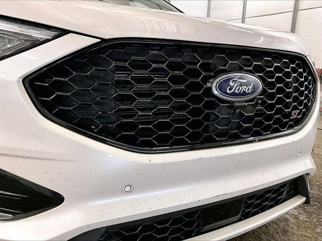 Used 2019 Ford Edge ST w/ Equipment Group 401A AWD/4WD image 29