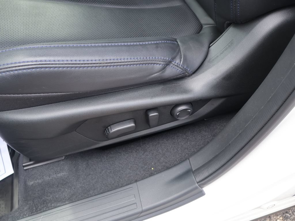 Used 2025 Subaru Forester Limited AWD/4WD image 19
