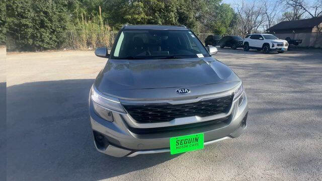 Used 2023 Kia Seltos S image 3