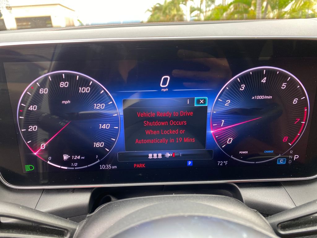 Used 2024 Mercedes-Benz GLC 300 4MATIC image 15