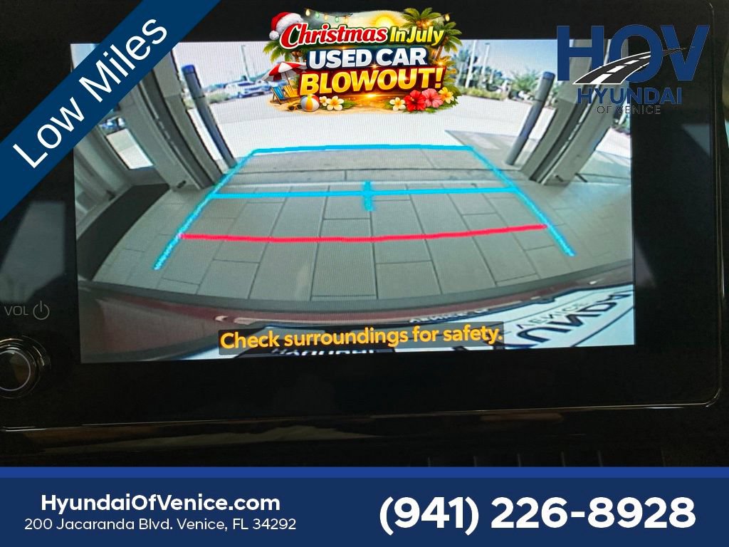 Used 2024 Toyota Corolla Cross LE w/ Moonroof Package FWD image 15