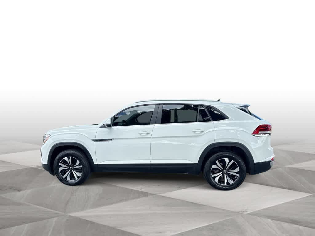Certified 2025 Volkswagen Atlas Cross Sport SE FWD image 5