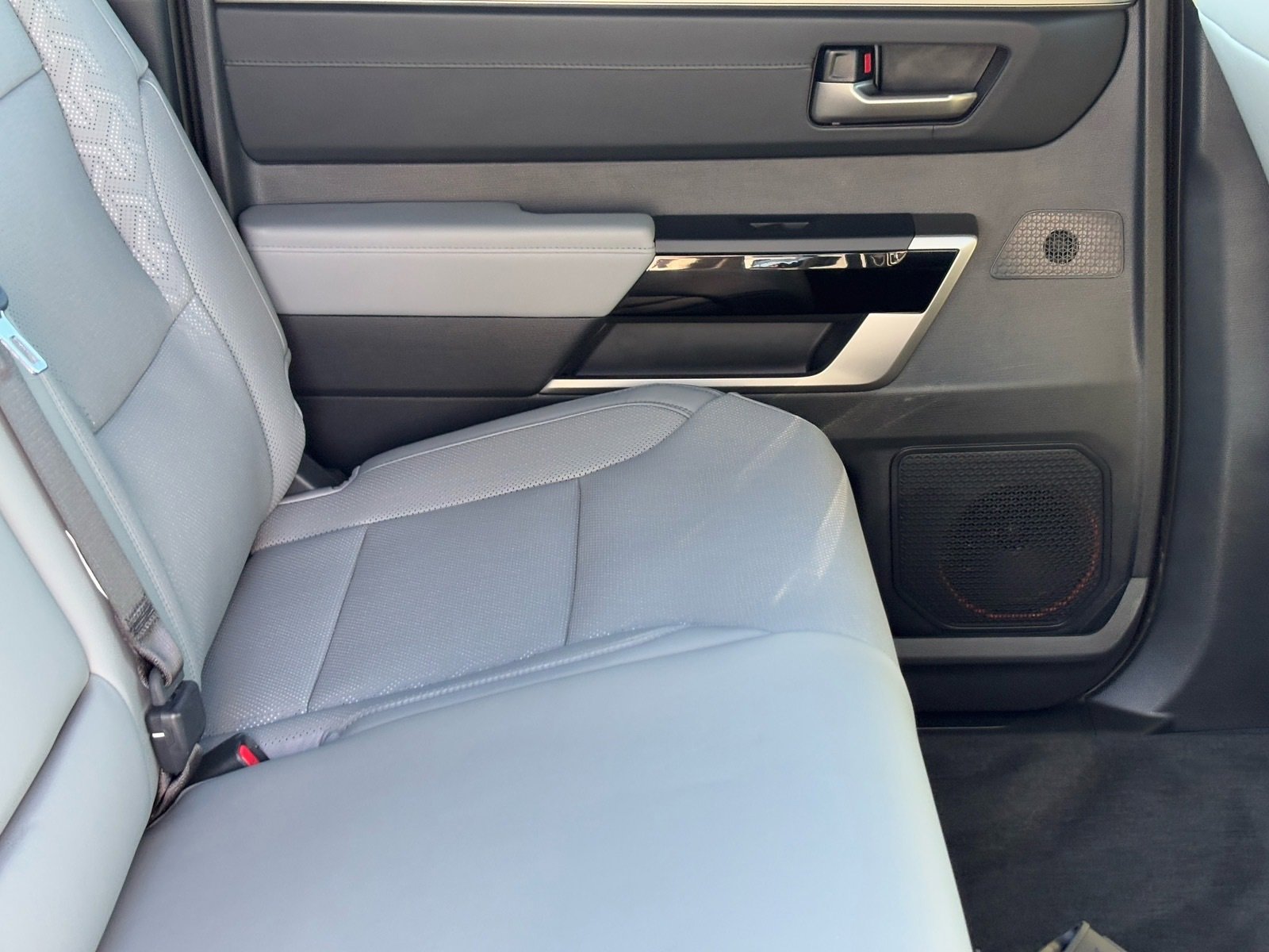 Used 2025 Toyota Tundra Limited image 13