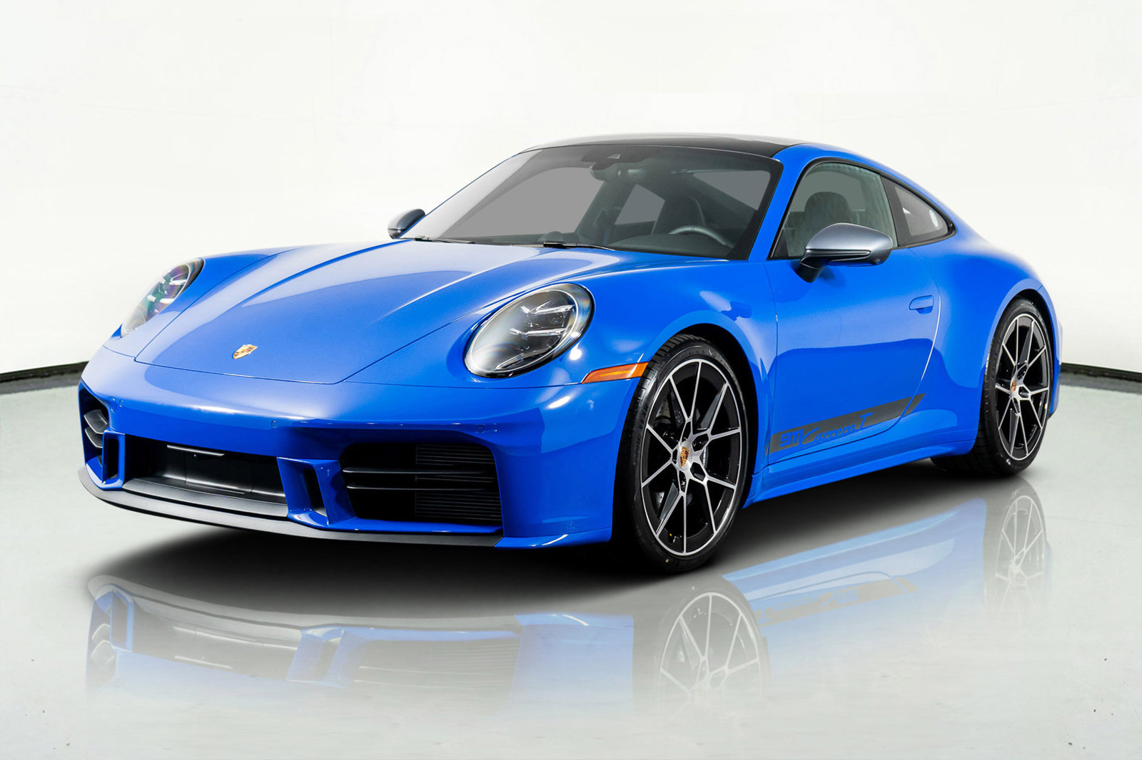 Used 2026 Porsche 911 Carrera T image 22