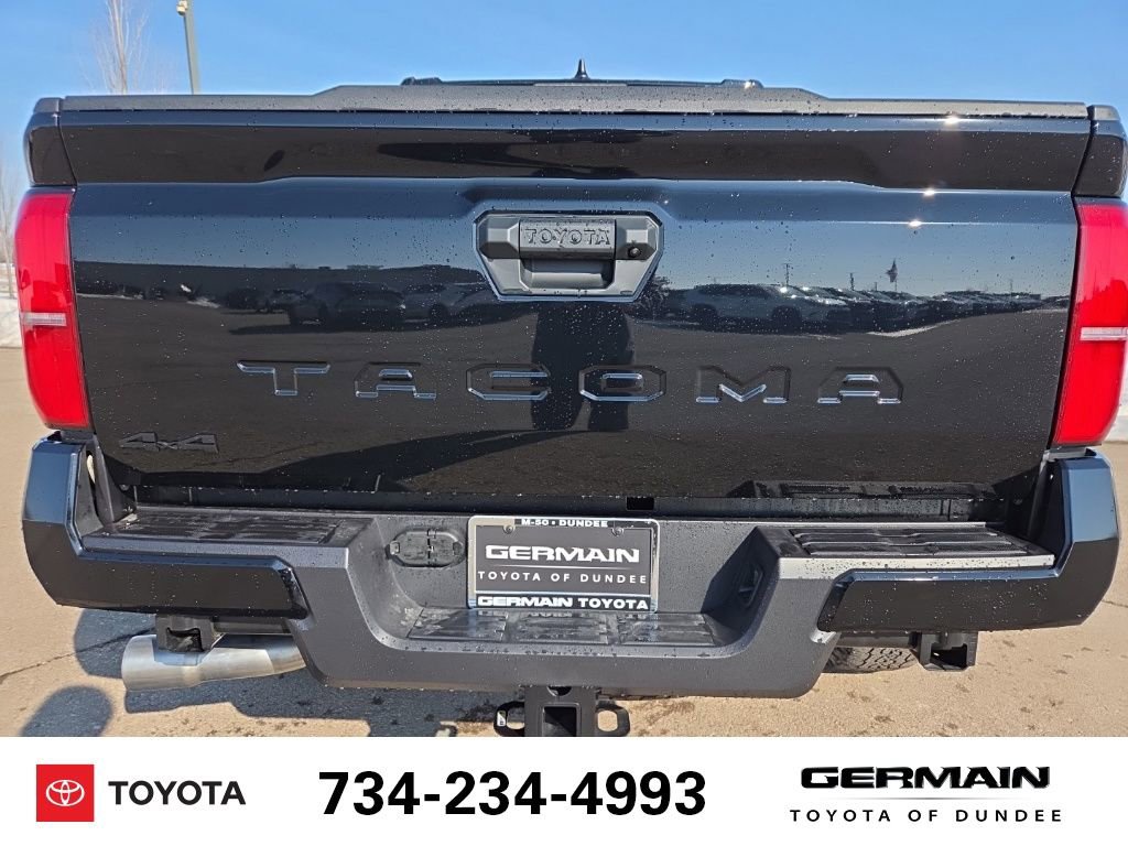 New 2026 Toyota Tacoma TRD Off-Road AWD/4WD image 18