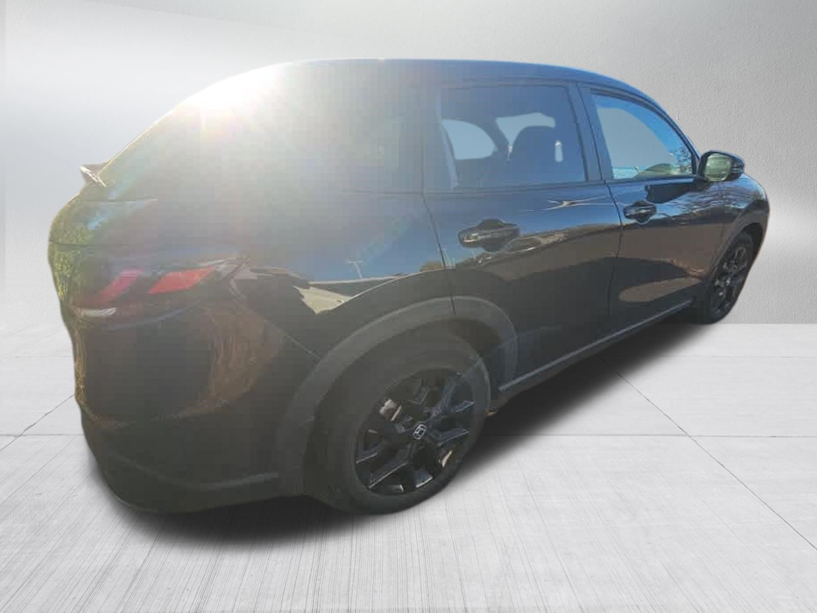 Used 2024 Honda HR-V Sport image 4