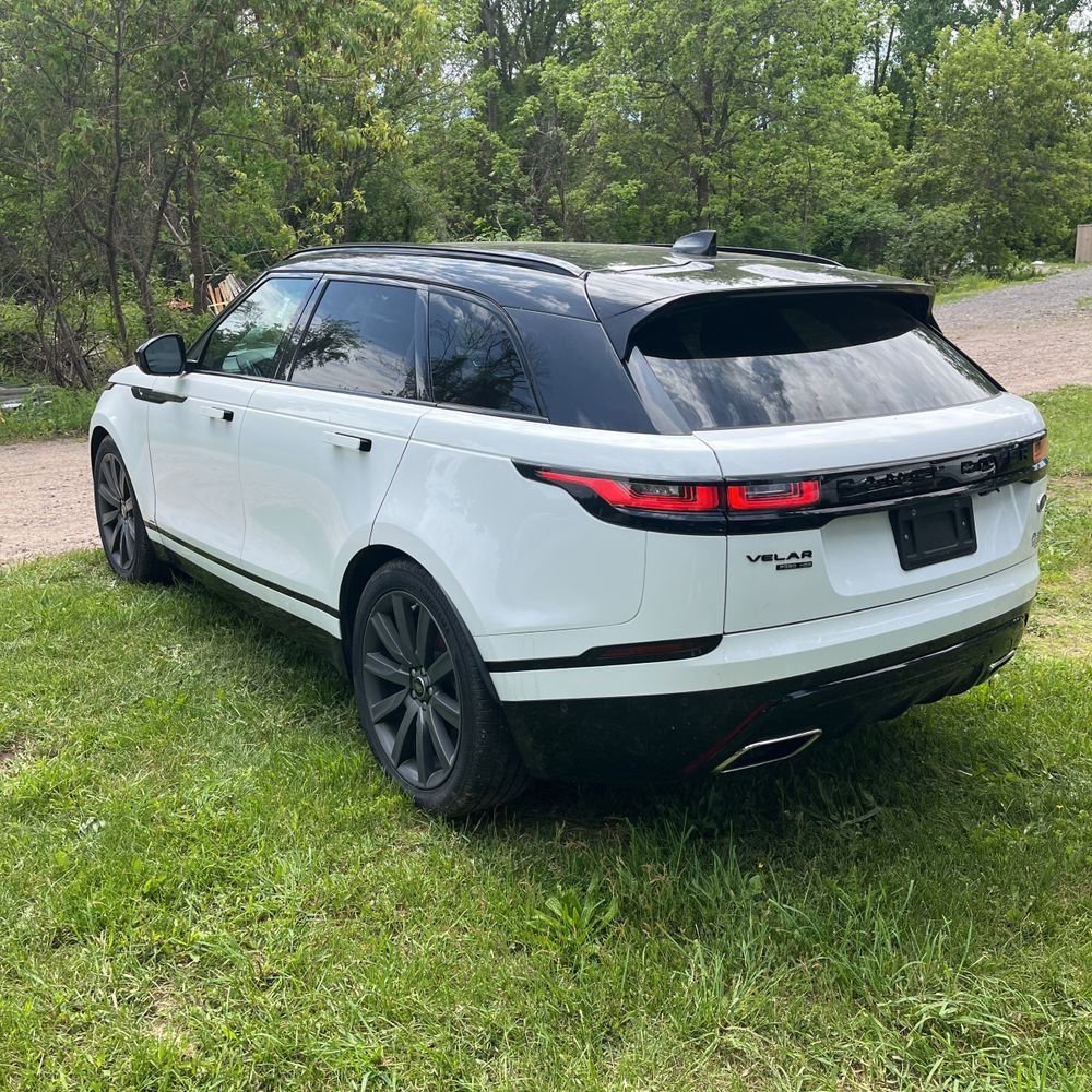 Used 2018 Land Rover Range Rover Velar R-Dynamic HSE AWD/4WD image 4