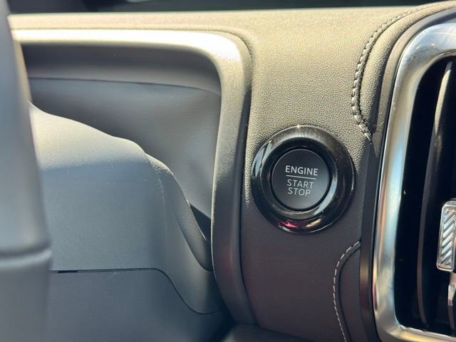 Used 2025 Ford Expedition Platinum AWD/4WD image 35
