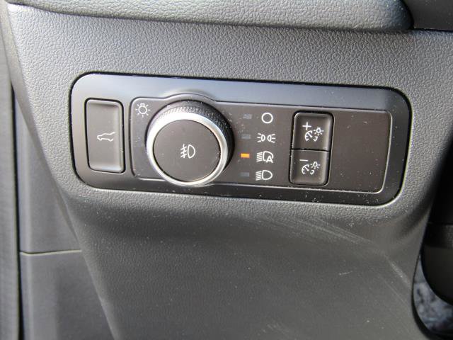 Used 2022 Ford Escape SEL w/ SEL Stealth AWD Package image 18