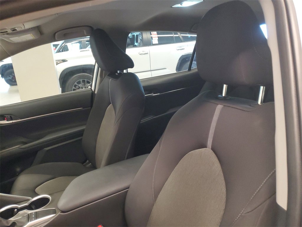 Used 2024 Toyota Camry LE image 17