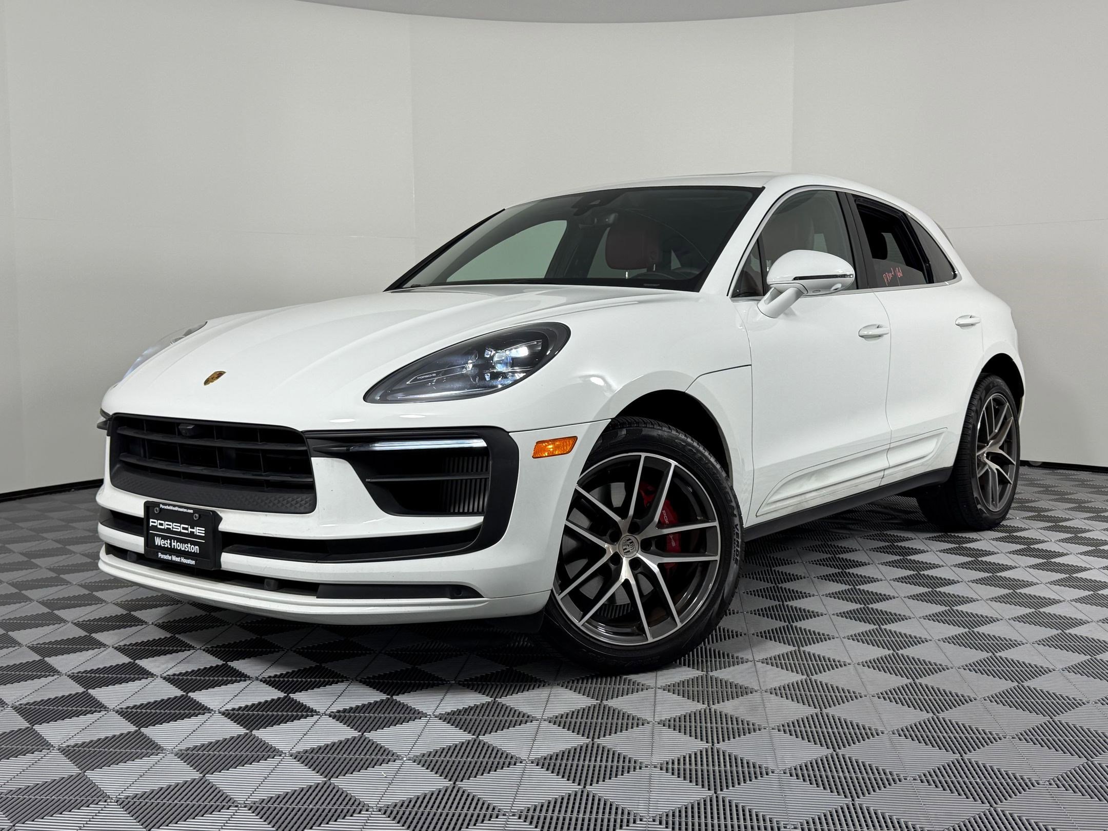 Used 2022 Porsche Macan S
