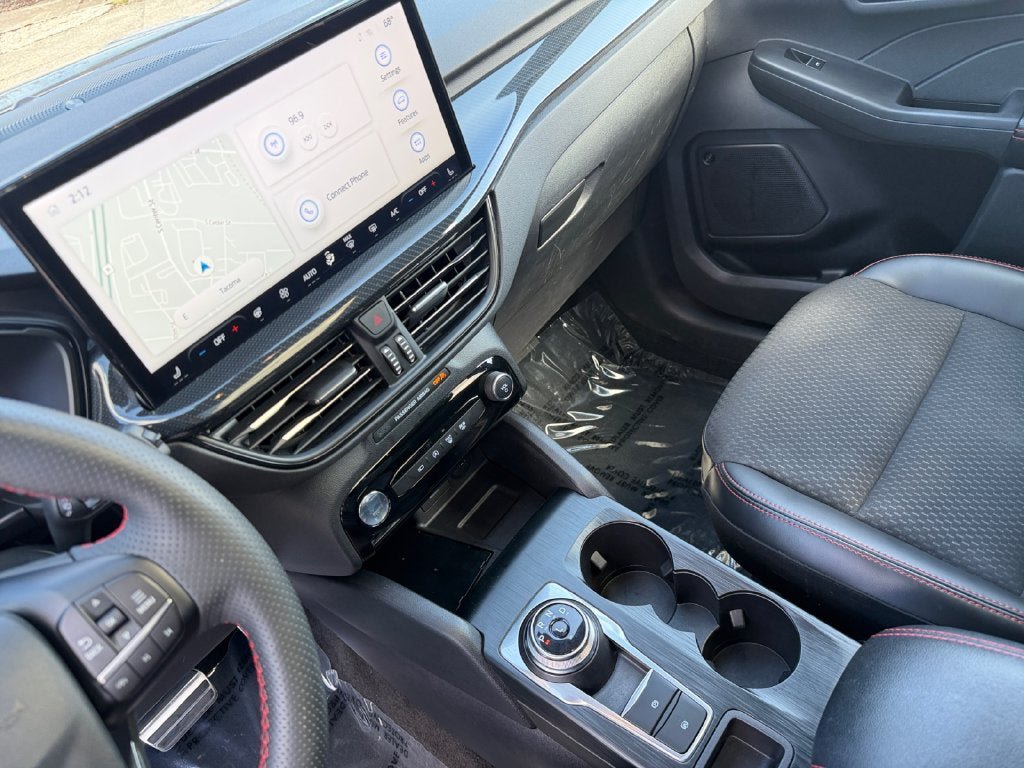 Used 2023 Ford Escape ST-Line Select w/ Tech Pack #2 AWD/4WD image 18