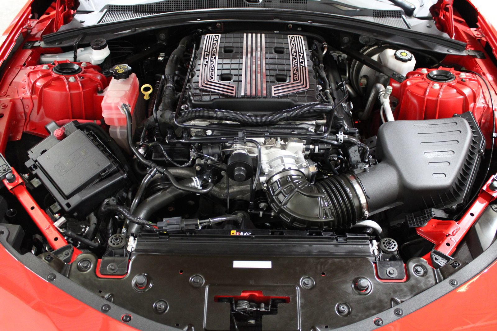 Used 2019 Chevrolet Camaro ZL1 RWD image 34