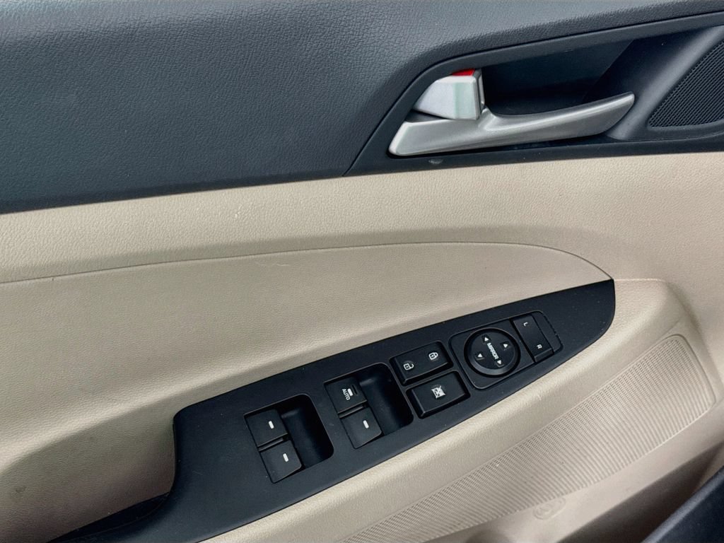 Used 2018 Hyundai Tucson SEL Plus FWD image 18