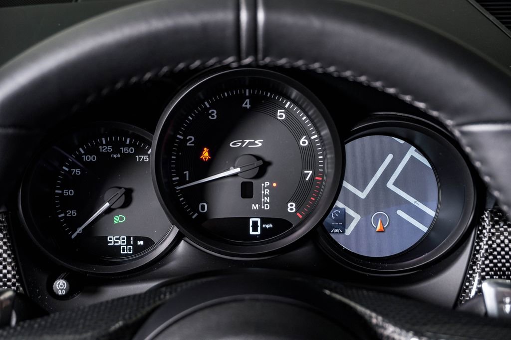 Certified 2025 Porsche Macan GTS image 21