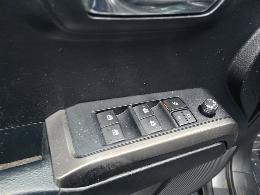 Certified 2016 Toyota Tacoma TRD Off-Road w/ Premium & Technology Package image 16