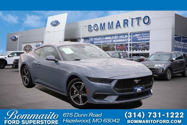 Used 2025 Ford Mustang Coupe image 1