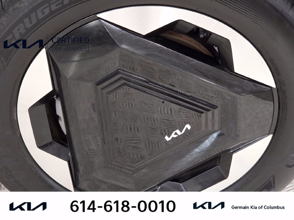 Certified 2024 Kia EV9 Land AWD/4WD image 12