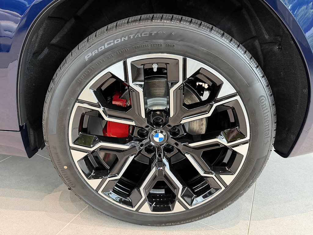 New 2026 BMW X3 xDrive30i w/ Premium Package AWD/4WD image 7