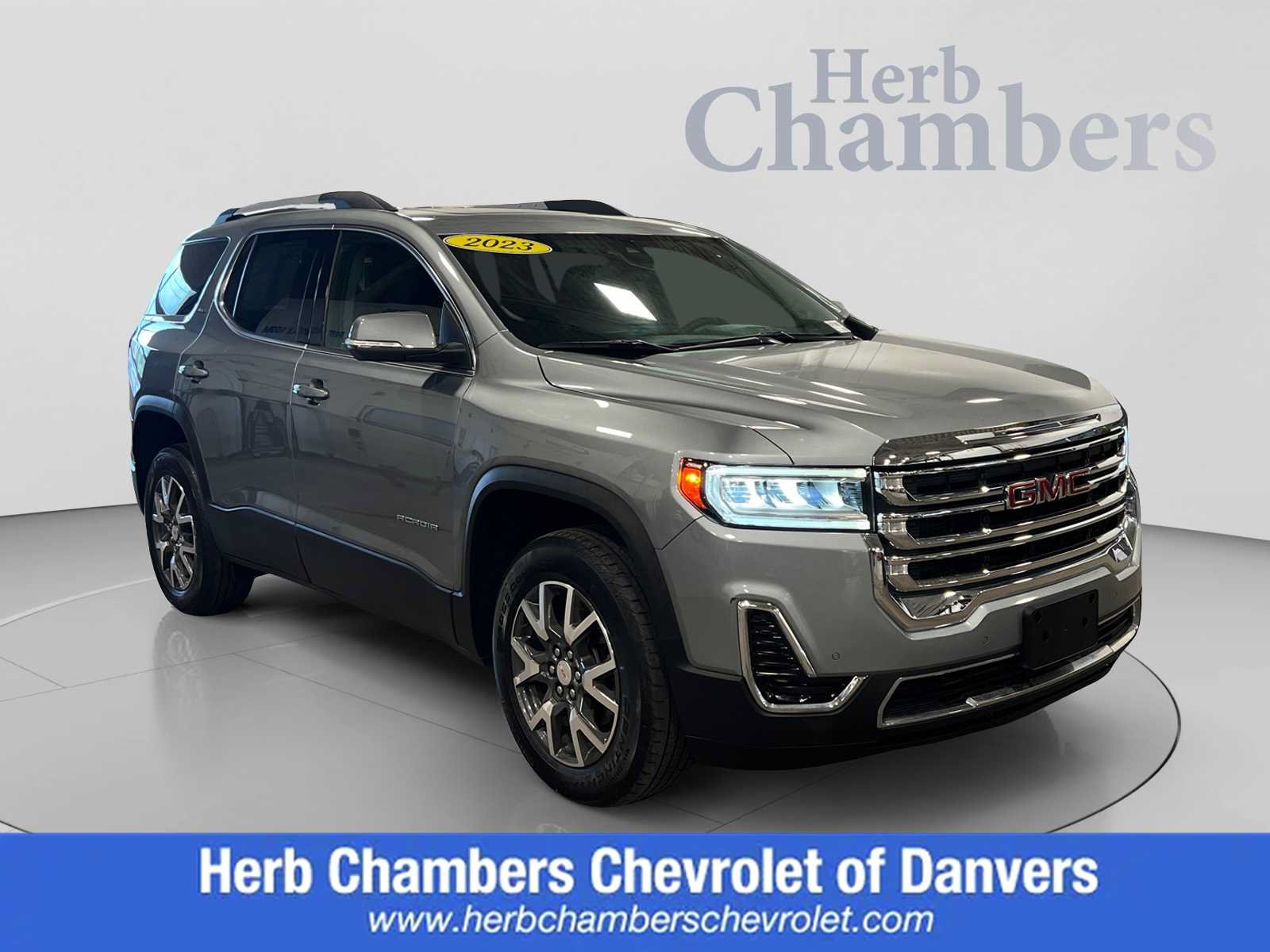 Used 2023 GMC Acadia SLE w/ Driver Convenience Package